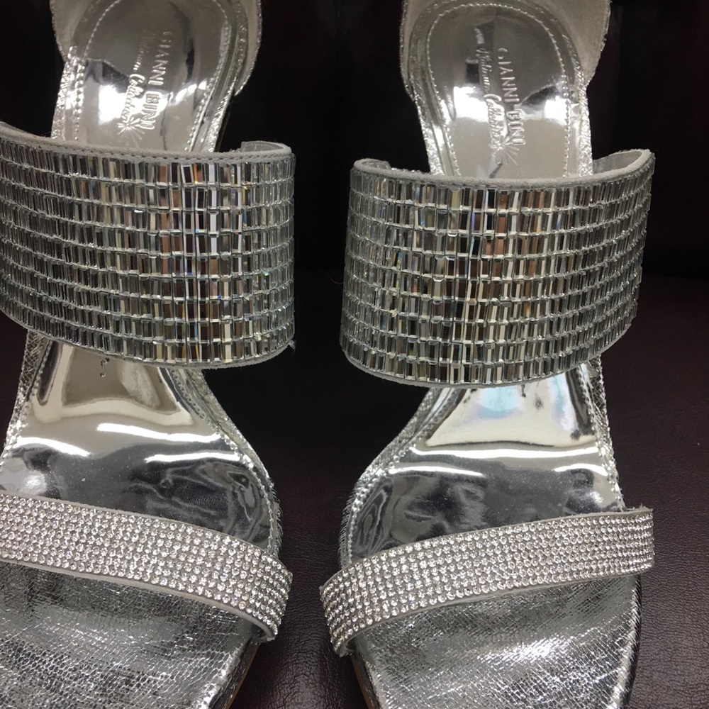 High heels - Picture 2 of 6